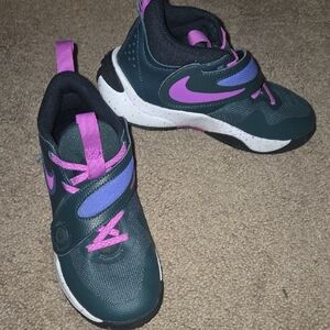 Nike Kids' Sneakers - Dark Teal and Pink